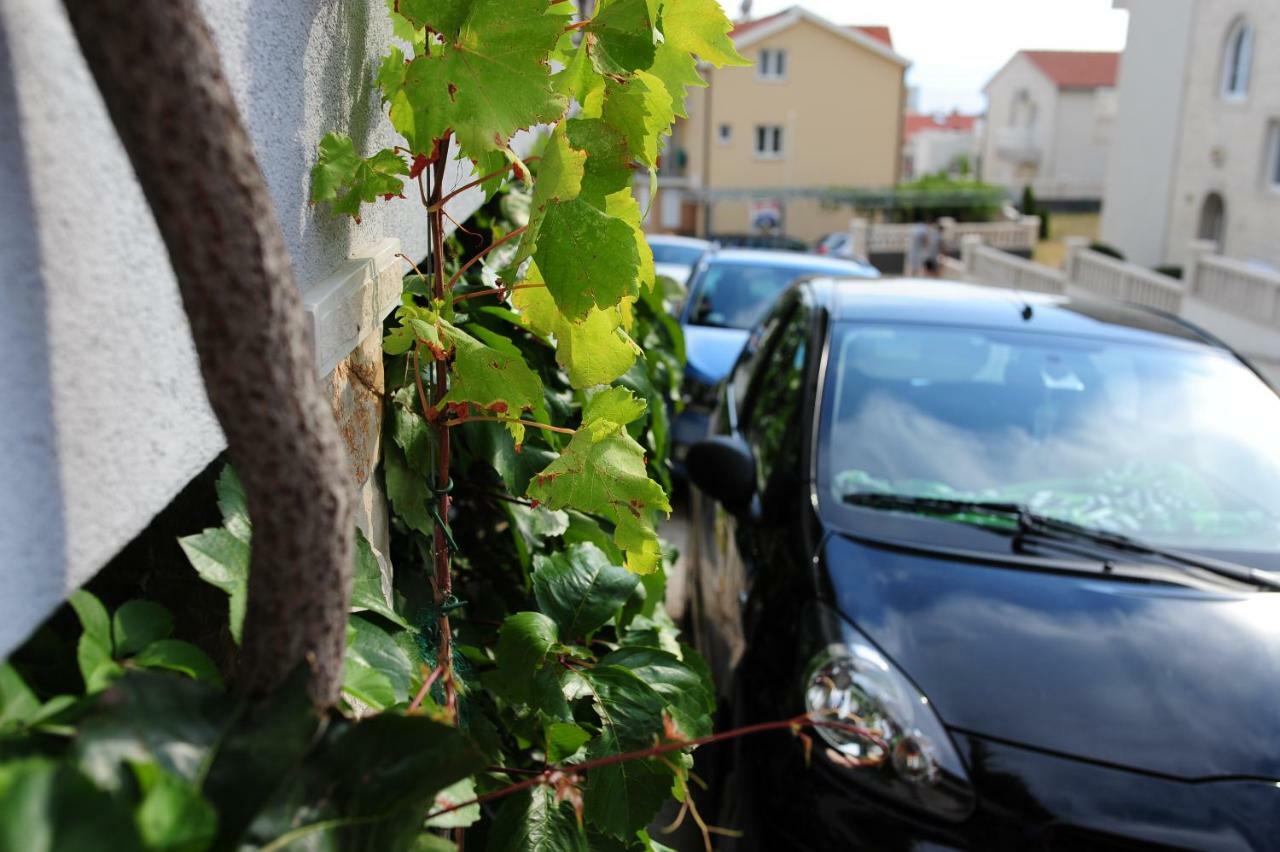 Milic Apartments Makarska Exterior foto